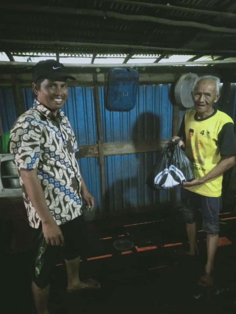 BANTUAN UNTUK MASYARAKAT TERDAMPAK BANJIR
